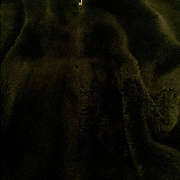 Forever 21 Zip front, hooded fuzzy jacket Size S, Excellent Condition - Picture 4 of 8